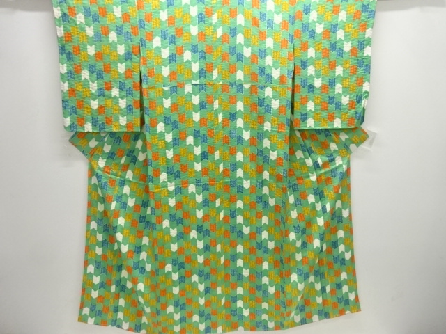 未使用品　絞り矢羽根模様小紋着物